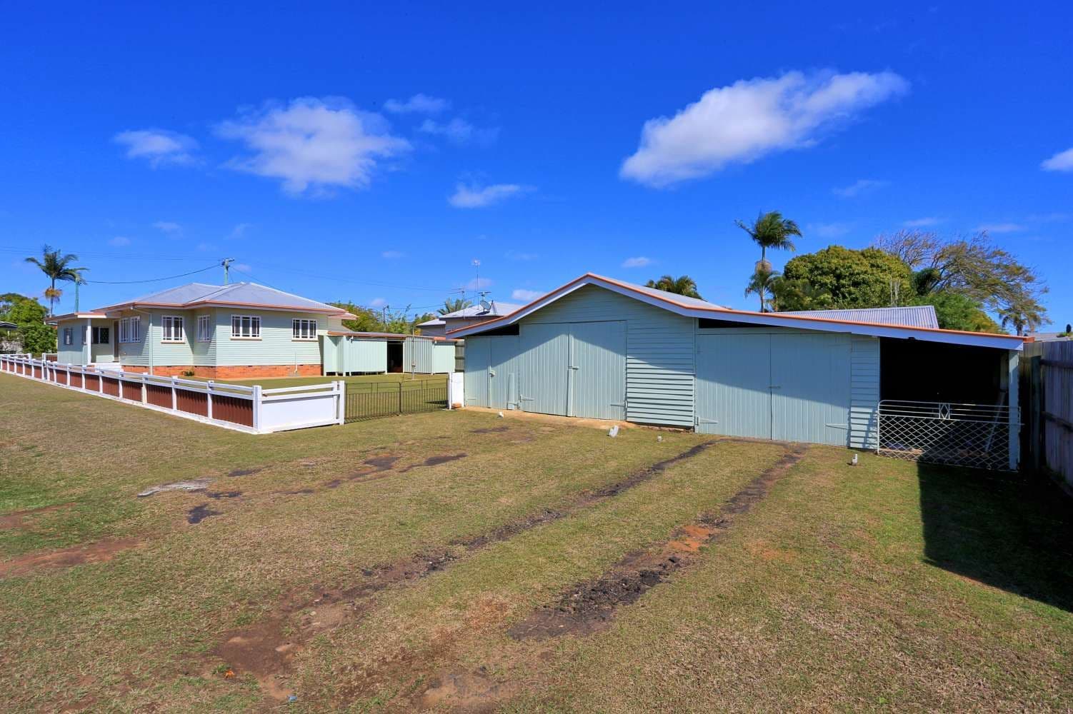 22 Coomber Street, SVENSSON HEIGHTS QLD 4670, Svensson Heights - Thumbnail 3