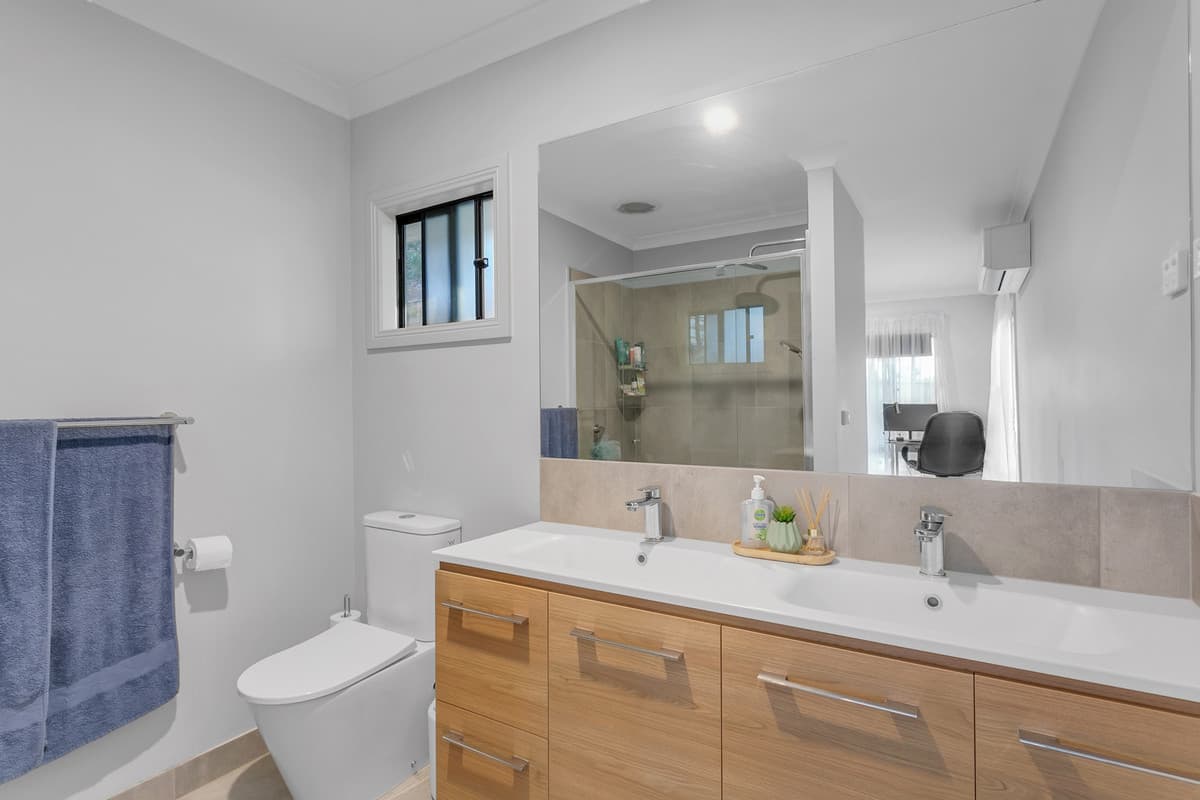 38 Hotham Street, Cranbourne VIC 3977, Cranbourne - Thumbnail 4