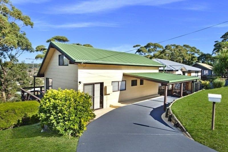 32 Pengana Crescent, Mollymook - Image 1