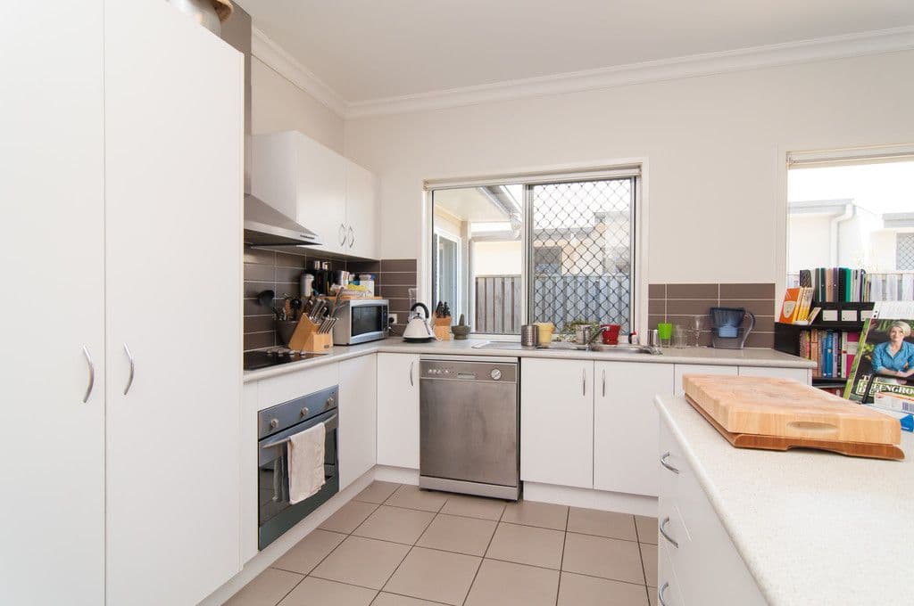 31 Langer Circuit, North Lakes QLD 4509, North Lakes - Thumbnail 2