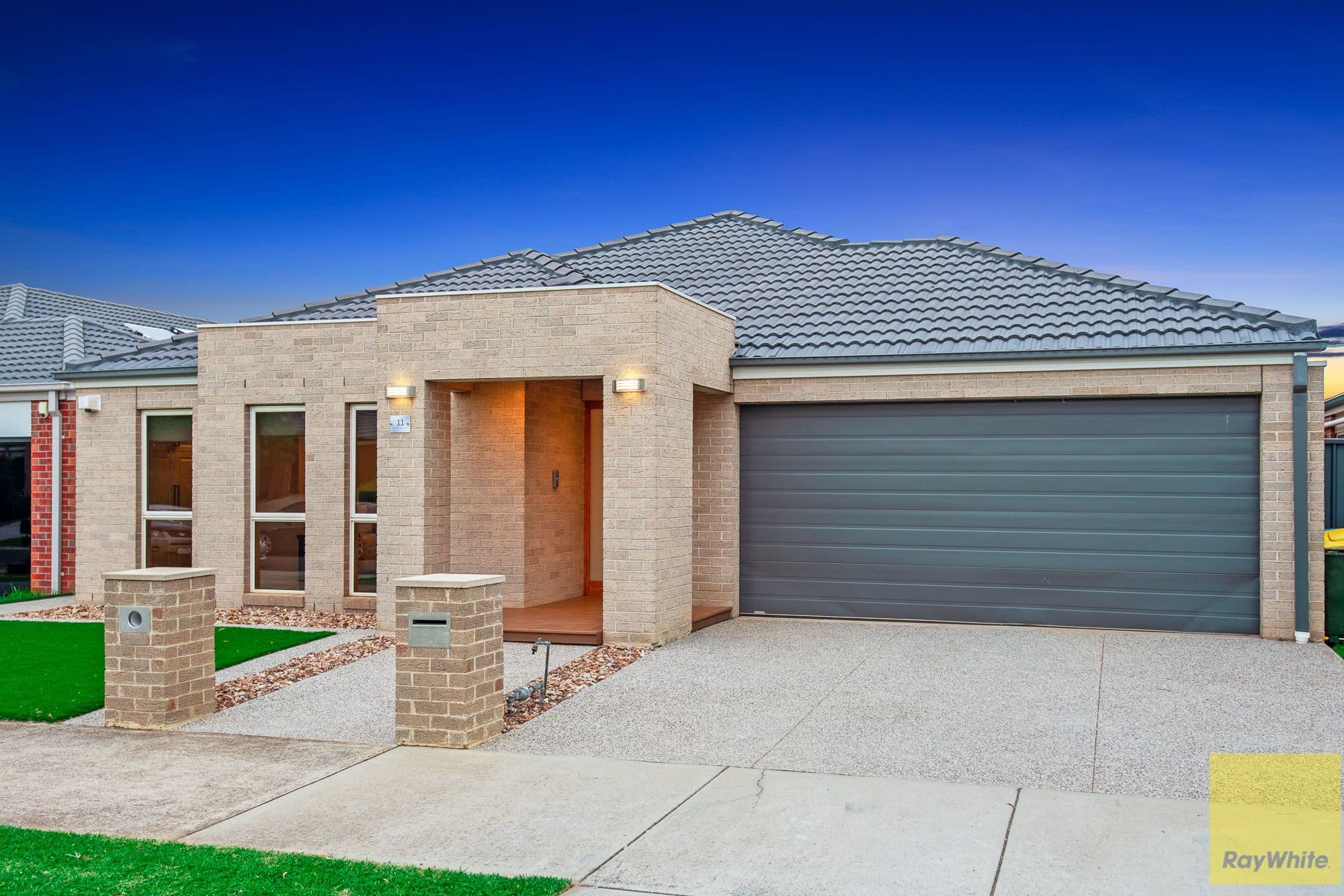 11 Montezuma Avenue, Truganina VIC 3029, Truganina - Thumbnail 5