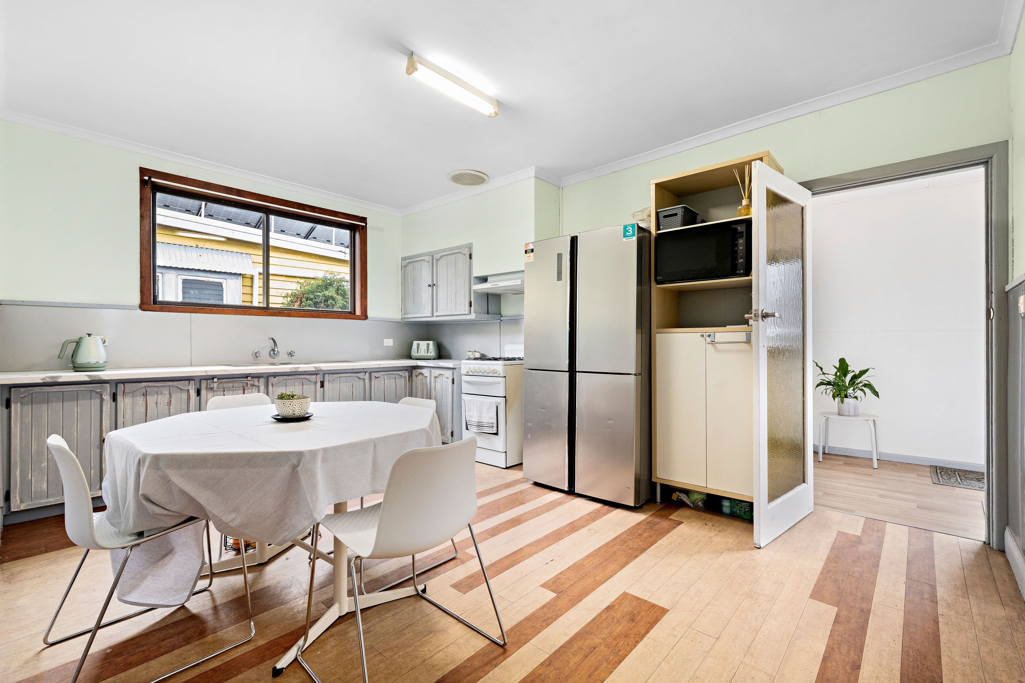 38 Phillips Street, Coburg VIC 3058, Coburg - Thumbnail 3