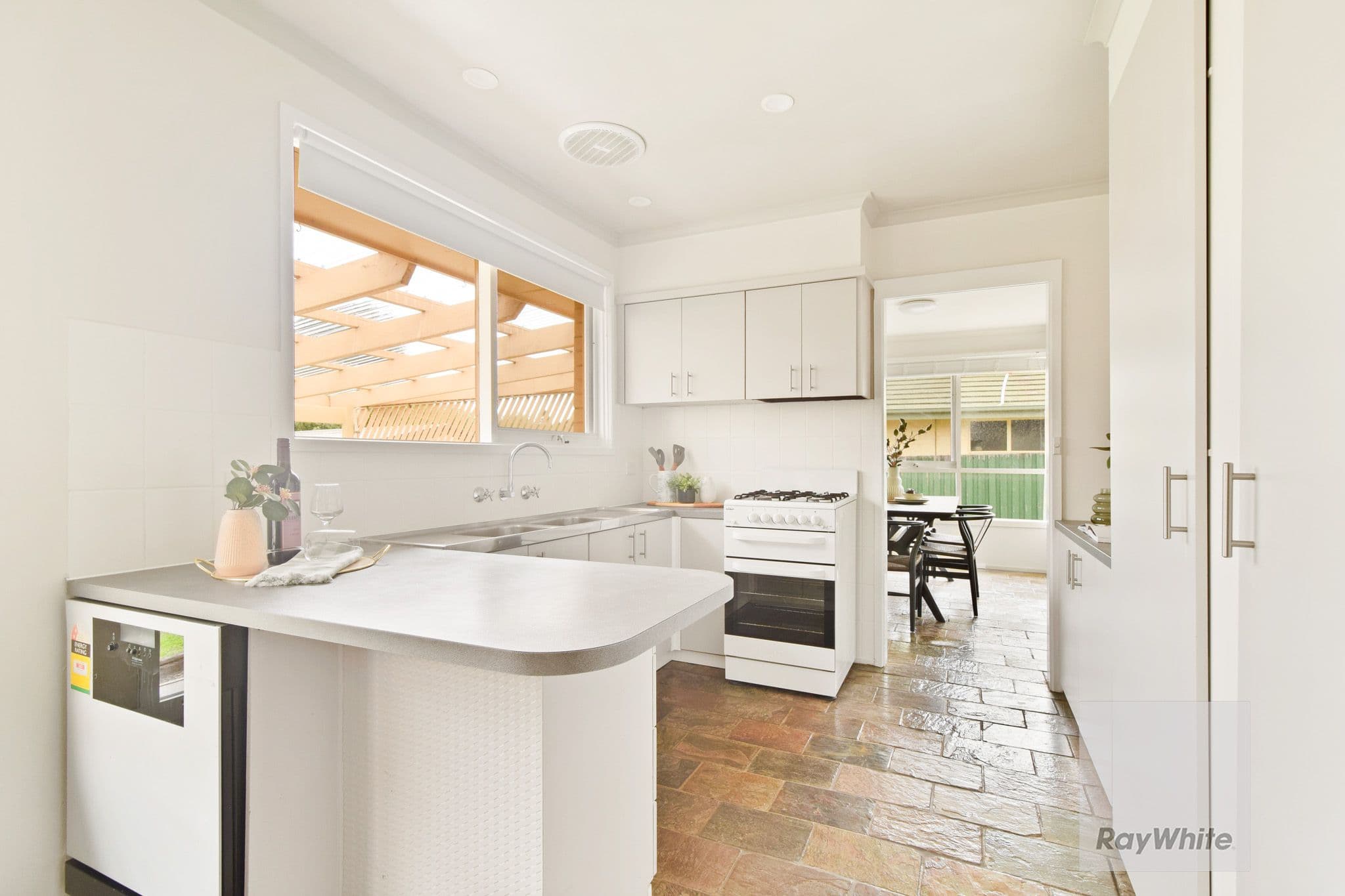 279 Greenhills Road, Bundoora VIC 3083, Bundoora - Thumbnail 5
