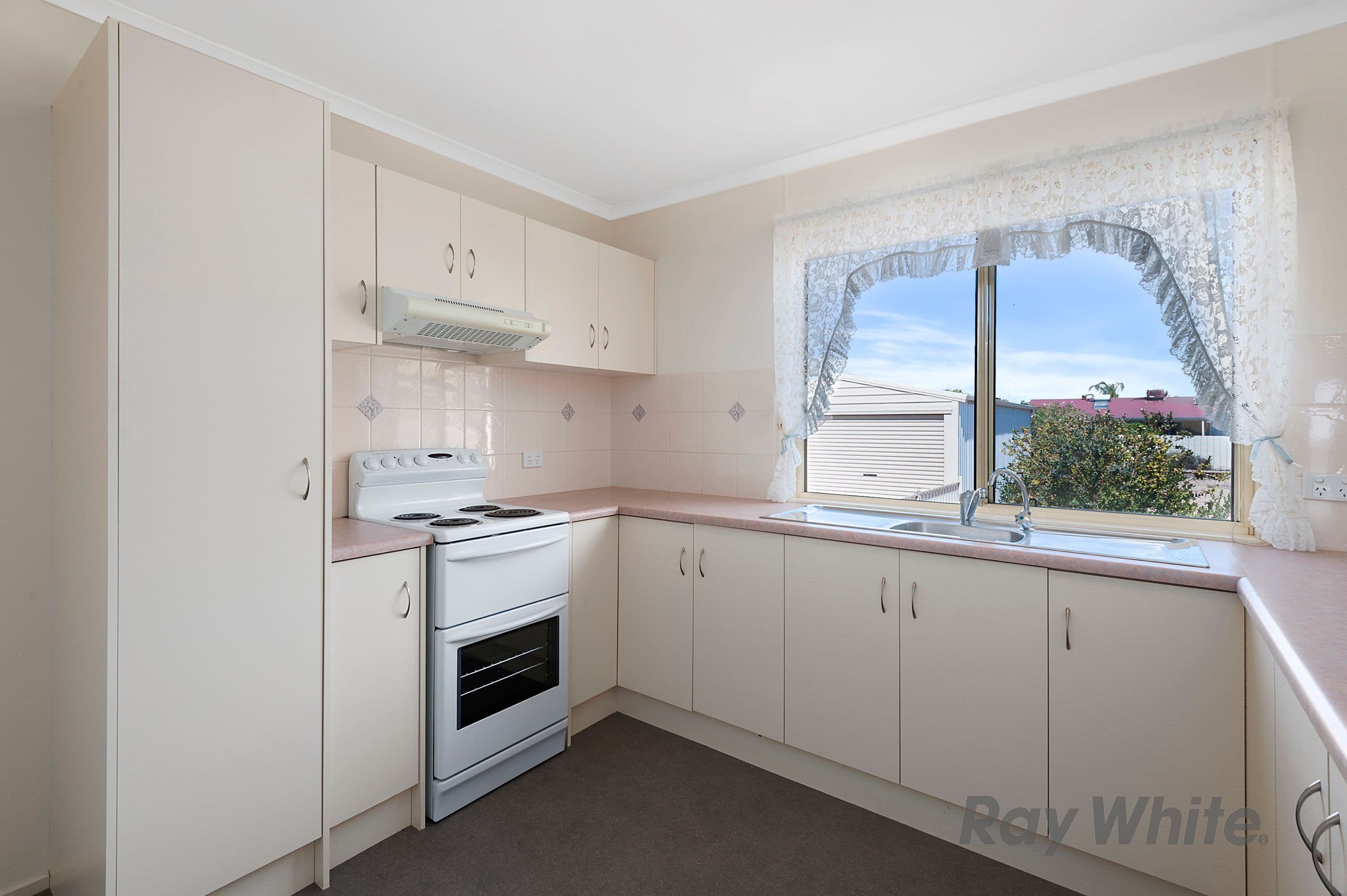 2/52 Patrick Avenue, Croydon North - Thumbnail 4