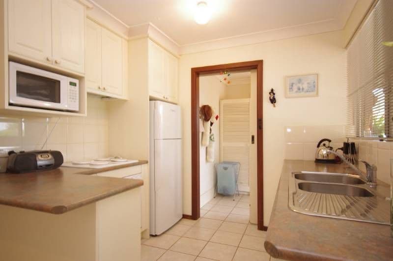 57 Blackmore Avenue, GIRRAWHEEN WA 6064, Girrawheen - Thumbnail 4