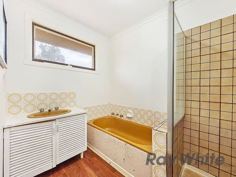 27 Moss Street, Melton South VIC 3338, Melton South - Thumbnail 5
