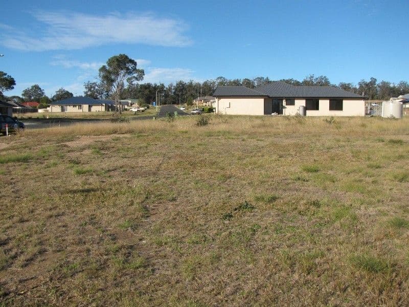 23 Vicky Avenue, CROWS NEST QLD 4355, Crows Nest - Thumbnail 2