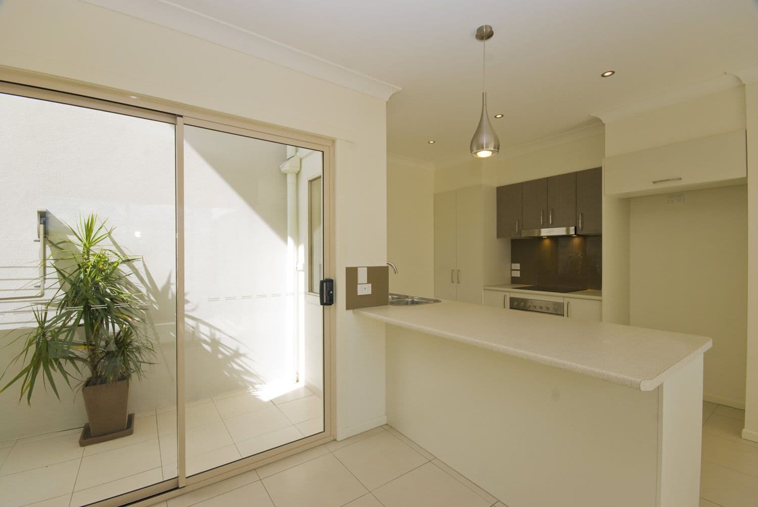 13 Saint Helena Street, MAROOCHYDORE QLD 4558, Maroochydore - Thumbnail 3