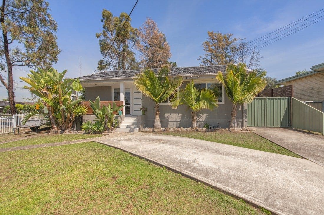 29 Hillview Parade, Lurnea NSW 2170, Lurnea - Image 1