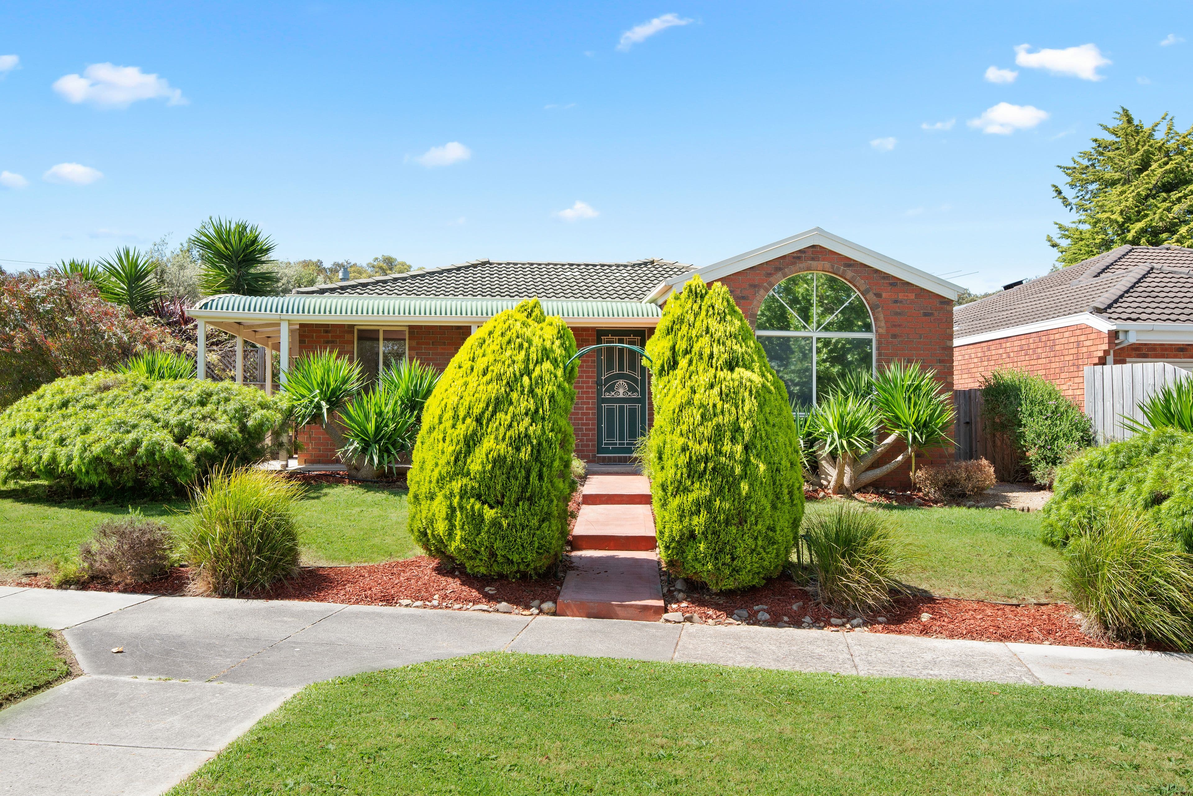 6 Jenna Court, Rowville VIC 3178, Rowville - Thumbnail 2