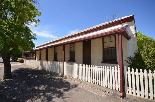 10 Torrens Road, RIVERTON SA 5412, Riverton - Image 1