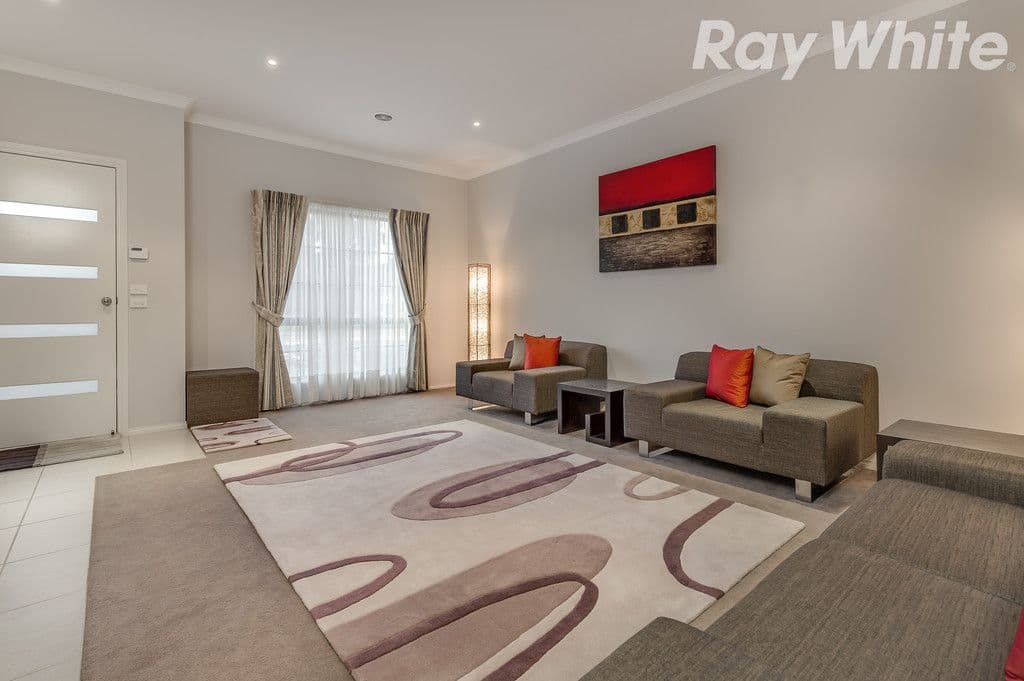 112 Stagecoach Boulevard, South Morang VIC 3752, South Morang - Thumbnail 2
