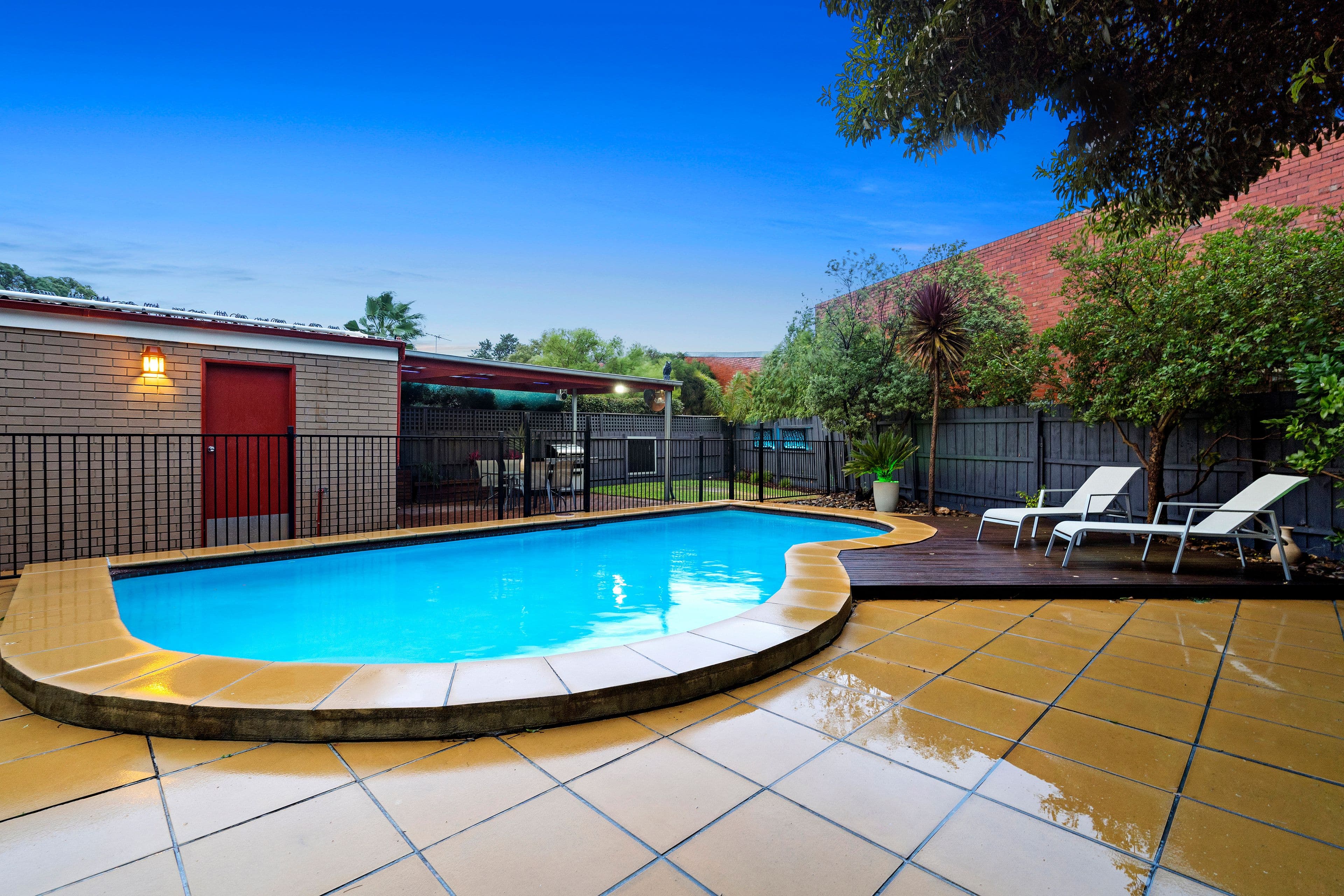 4 Tiffany Avenue, Cheltenham VIC 3192, Cheltenham - Thumbnail 3