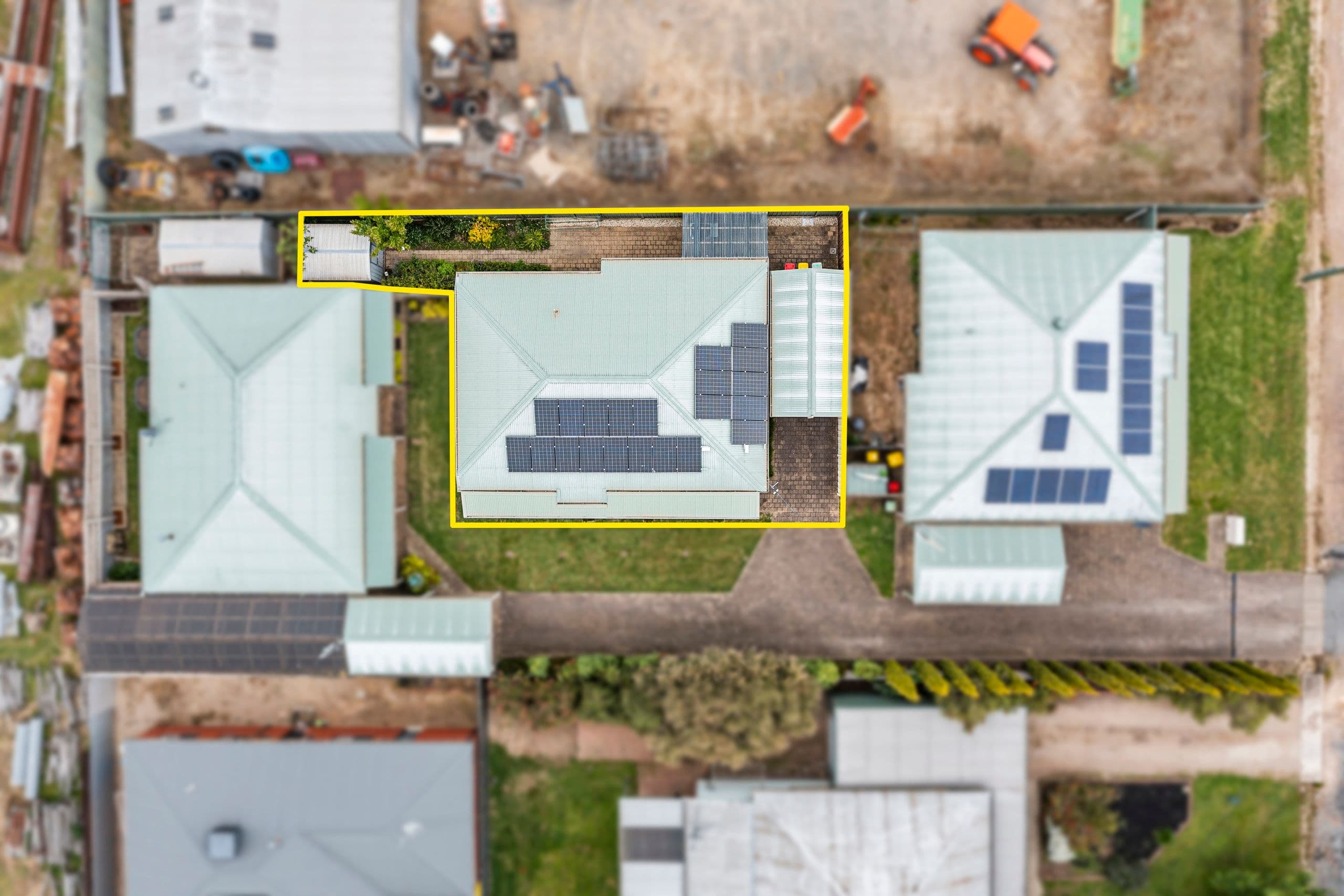 16 Clarendon Street, Benalla VIC 3672, Benalla - Thumbnail 3