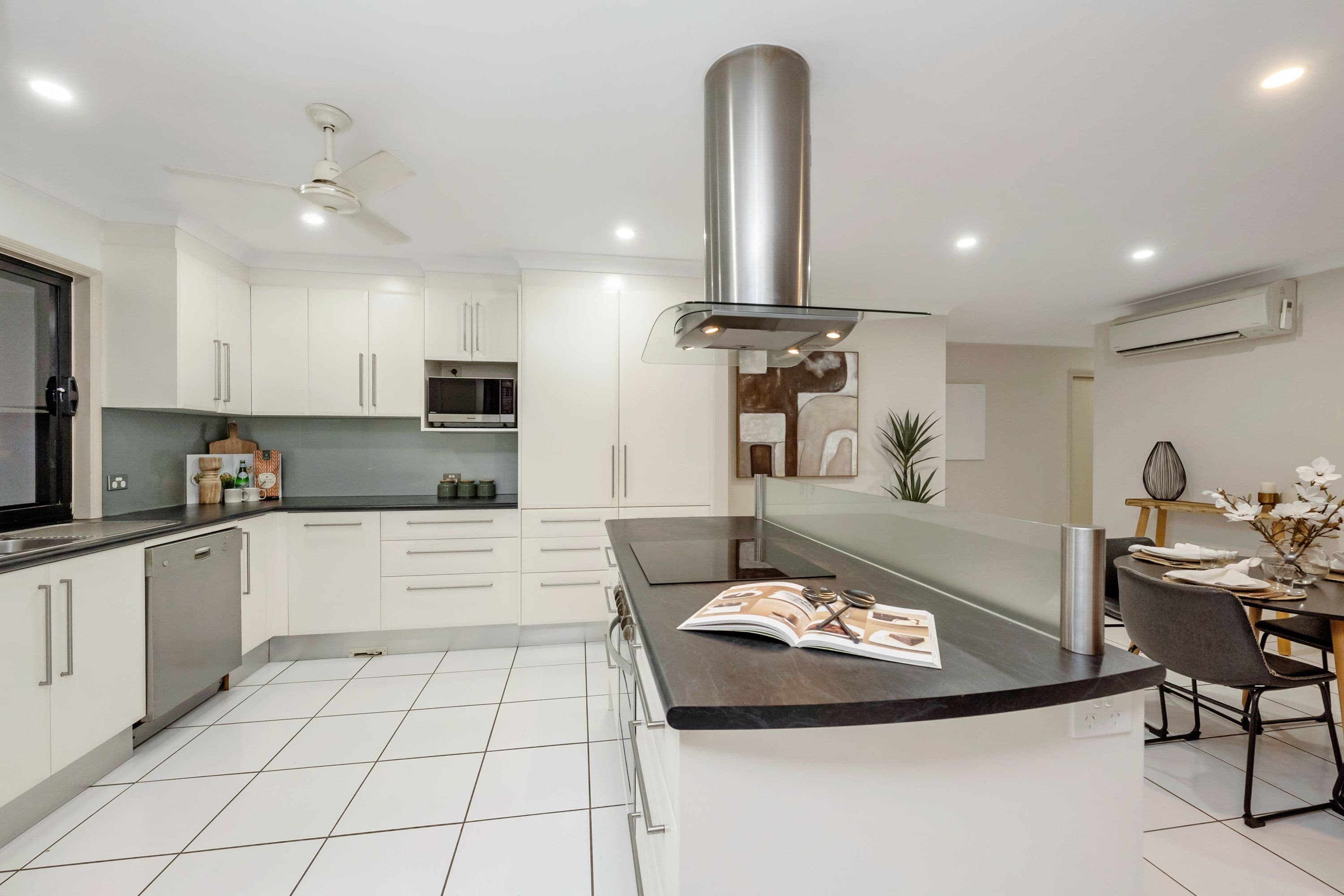 8 Pullen Court, Thuringowa Central QLD 4817, Thuringowa Central - Thumbnail 4