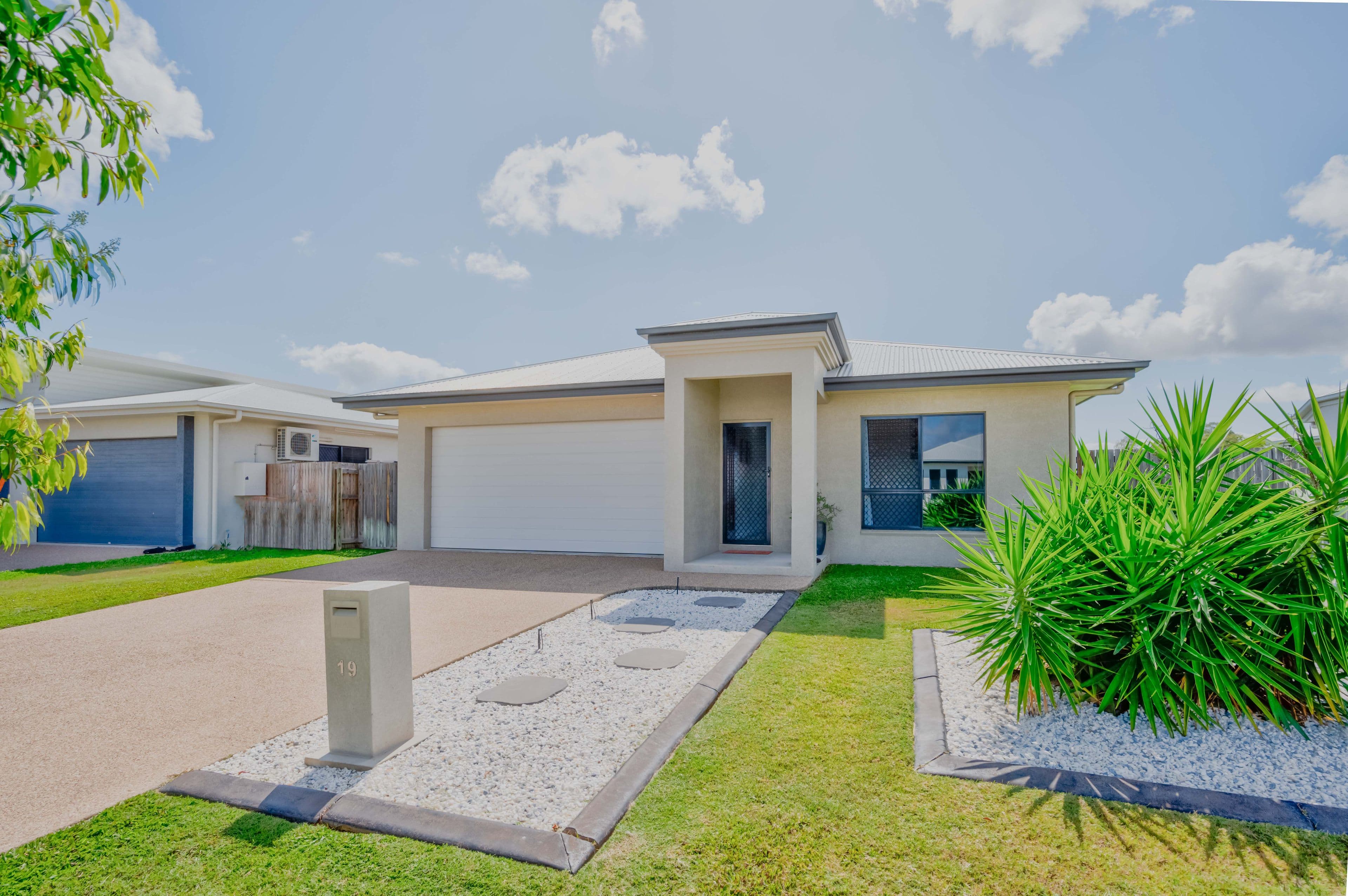 19 Malibu Parade, Mount Louisa QLD 4814, Mount Louisa - Image 1
