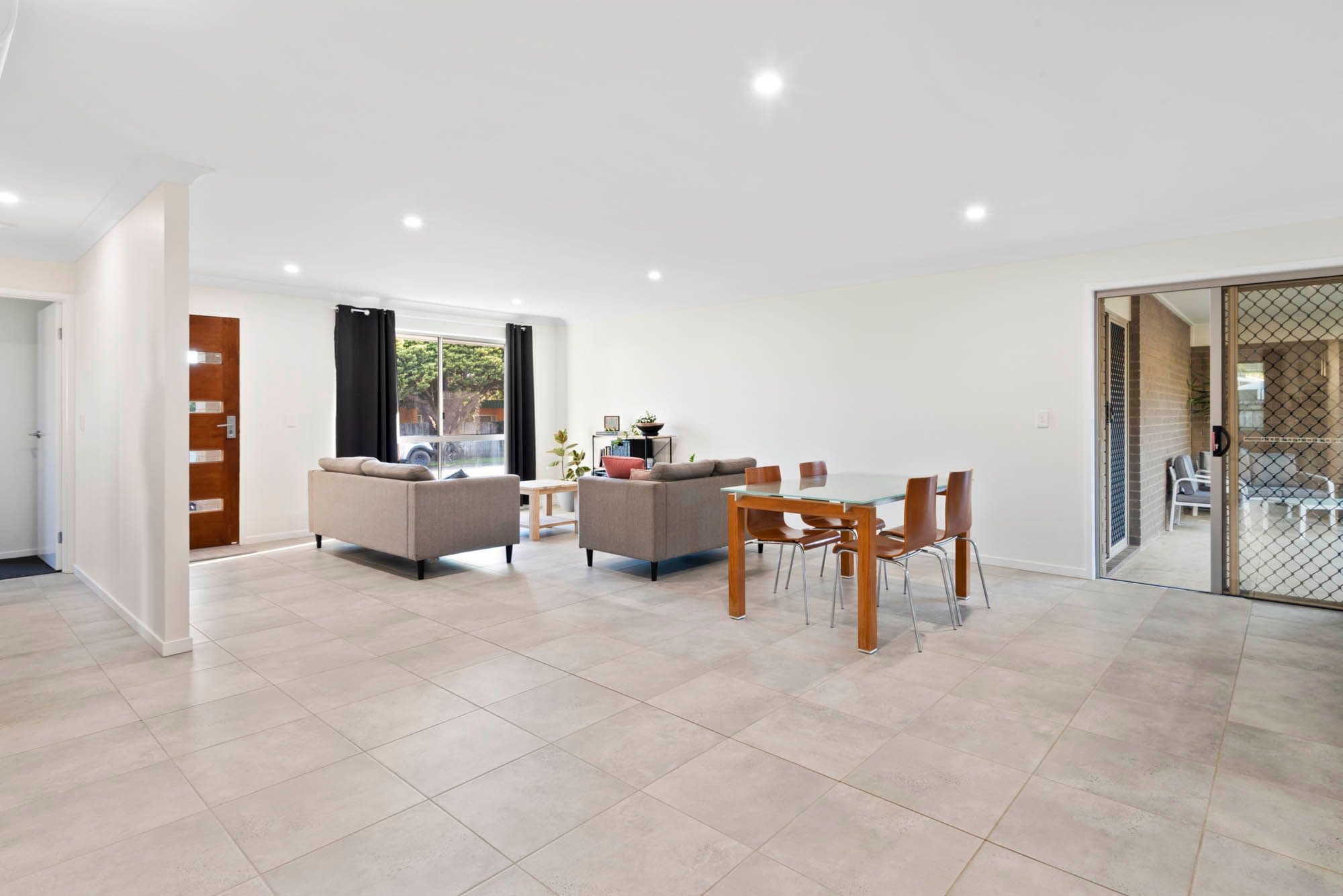25 Douglas Drive, Caboolture QLD 4510, Caboolture - Thumbnail 2