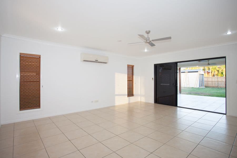 8 Slater Avenue, Blacks Beach QLD 4740, Blacks Beach - Thumbnail 4