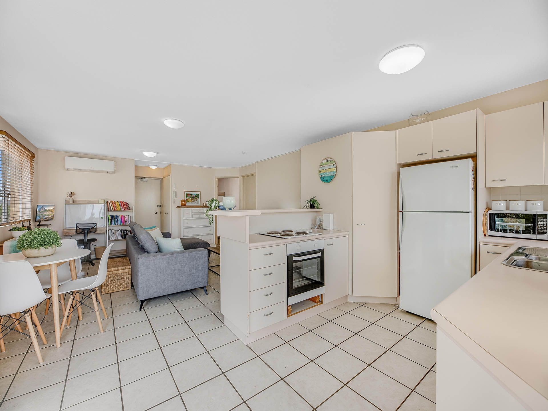 12 Burnett Street, Mooloolaba QLD 4557, Mooloolaba - Thumbnail 5