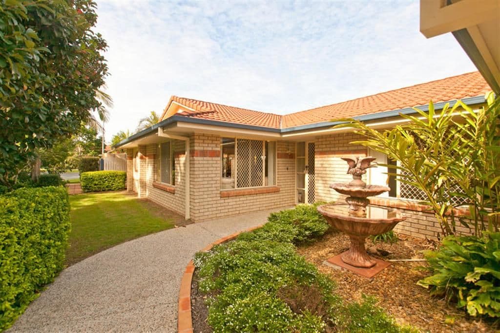 11 Parkgrove Street, BIRKDALE QLD 4159, Birkdale - Image 1