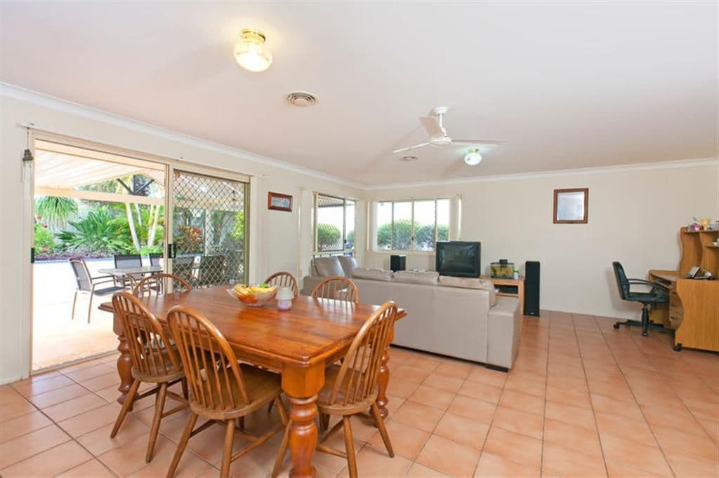 11 Parkgrove Street, BIRKDALE QLD 4159, Birkdale - Thumbnail 5