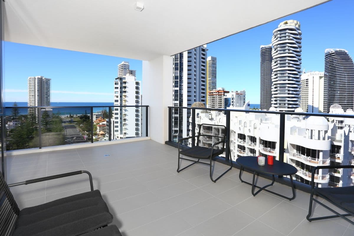 31 Queensland Avenue, Broadbeach QLD 4218, Broadbeach - Thumbnail 2