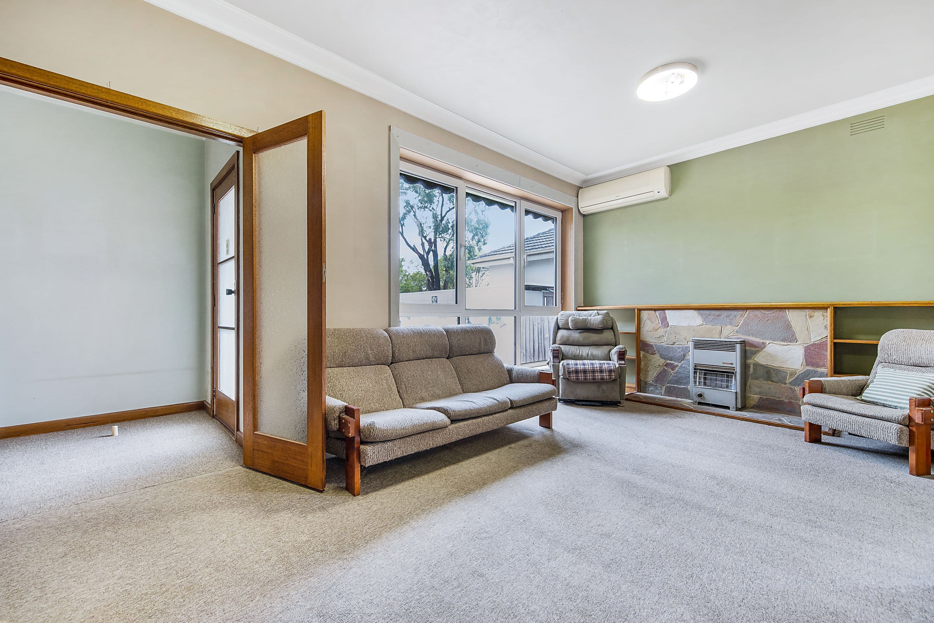 8 Dion Road, Glen Waverley VIC 3150, Glen Waverley - Thumbnail 3