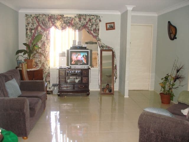 21 Nymboida Avenue, HOXTON PARK NSW 2171, Hoxton Park - Thumbnail 2