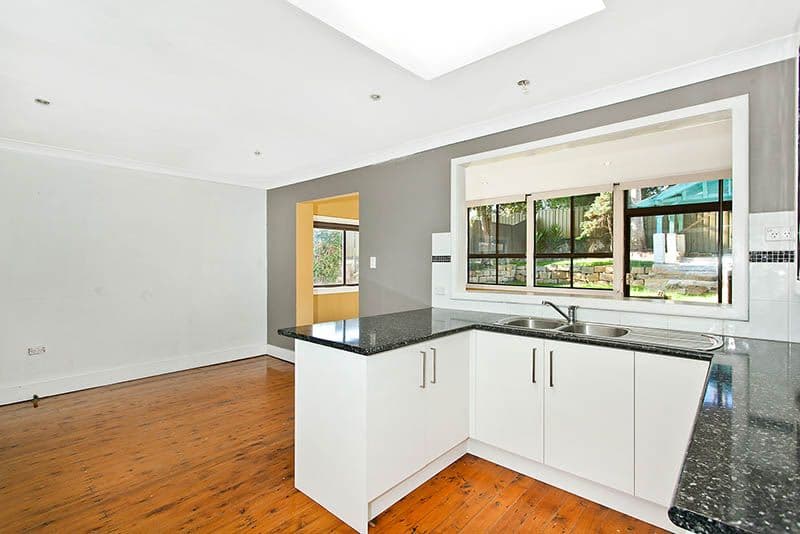 70 Kingswood Road, ENGADINE NSW 2233, Engadine - Thumbnail 3