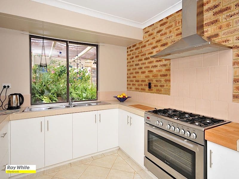 31 Deanhead Street, BULLSBROOK WA 6084, Bullsbrook - Thumbnail 4