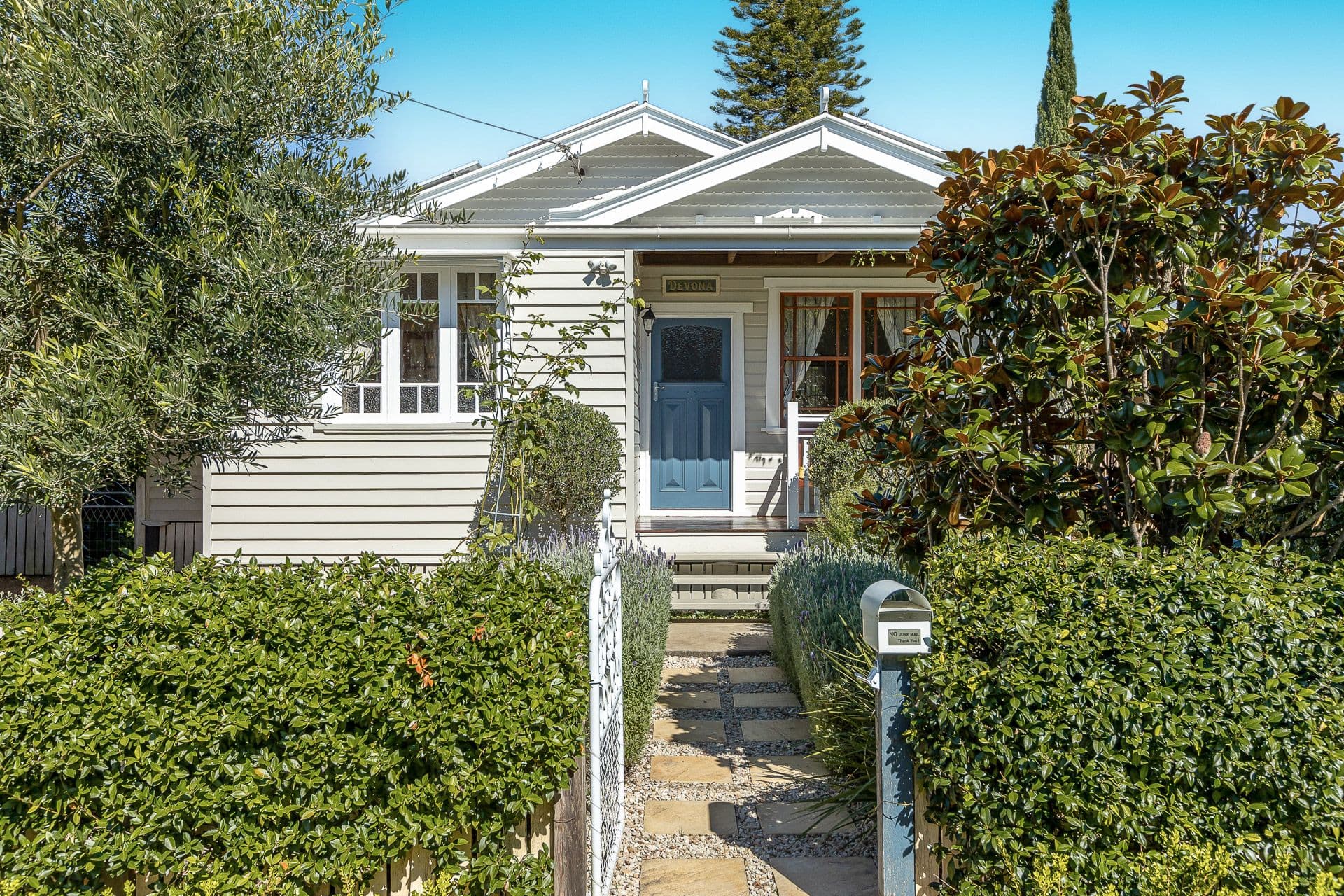 16 Henderson Street, Newtown QLD 4350, Newtown - Thumbnail 2