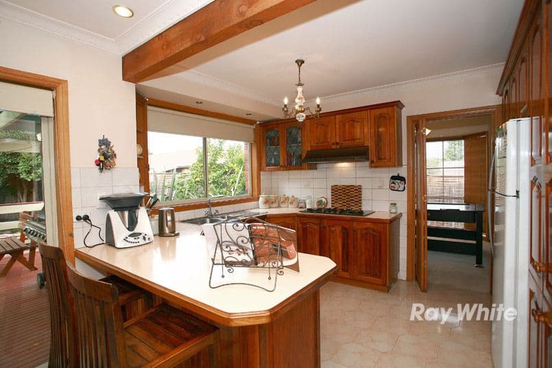 24 Lawless Drive, CRANBOURNE NORTH VIC 3977, Cranbourne North - Thumbnail 4