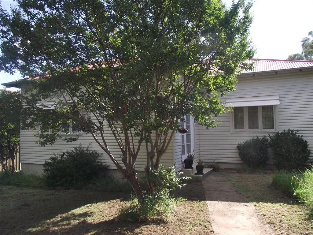 10 East Street, PARKES NSW 2870, Parkes - Image 1