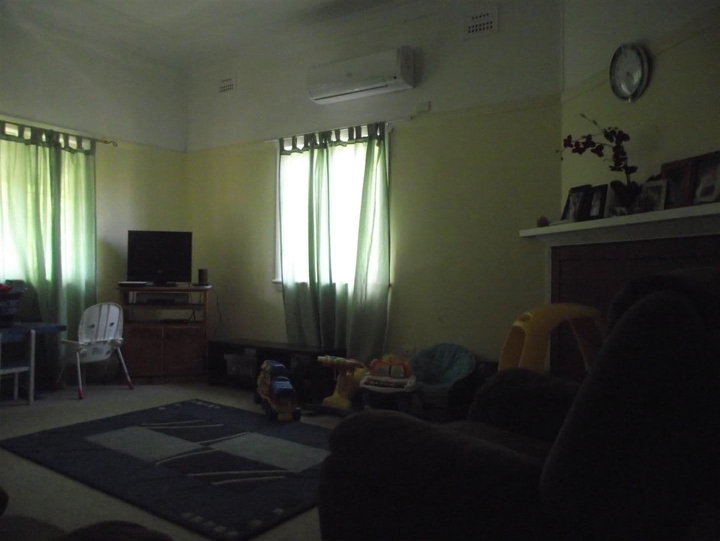 10 East Street, PARKES NSW 2870, Parkes - Thumbnail 2