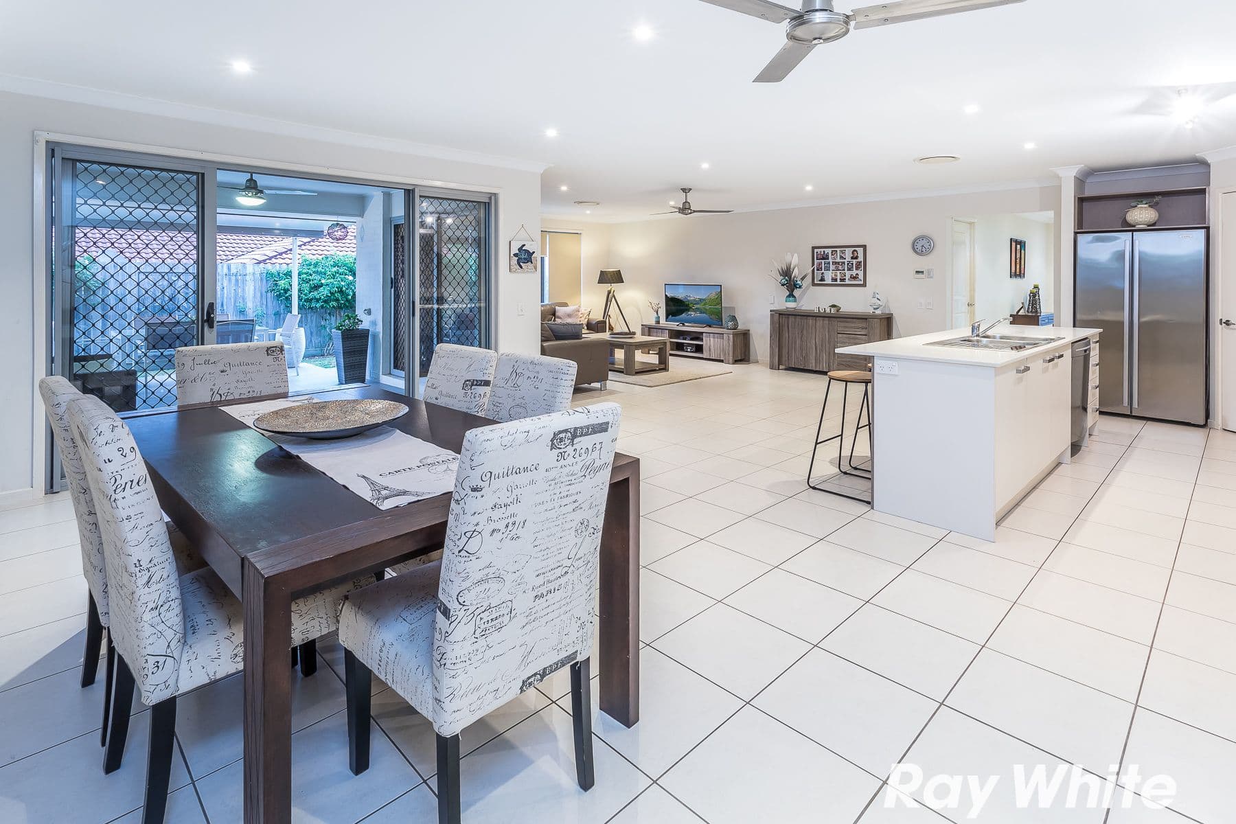 11 Diane Parade, Kallangur QLD 4503, Kallangur - Thumbnail 7