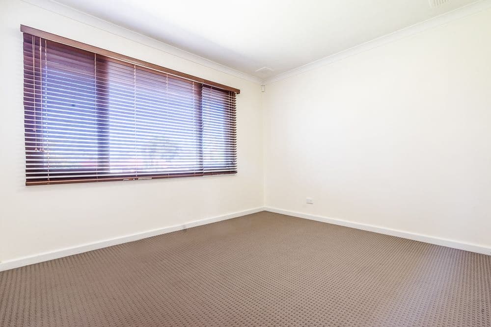 19b Golders Way, Girrawheen WA 6064, Girrawheen - Thumbnail 4