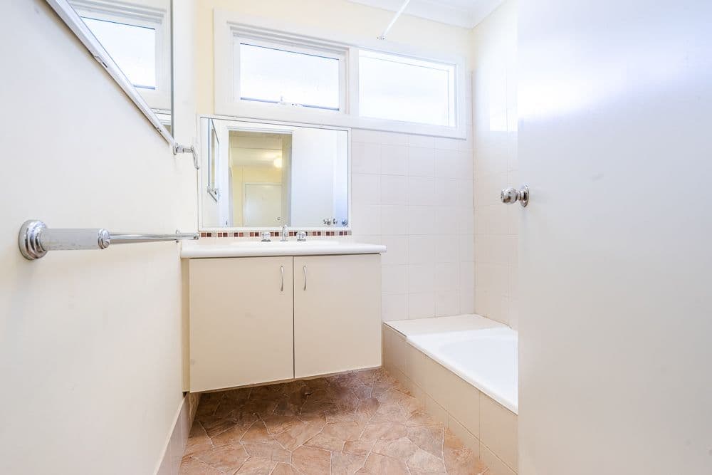 19b Golders Way, Girrawheen WA 6064, Girrawheen - Thumbnail 7
