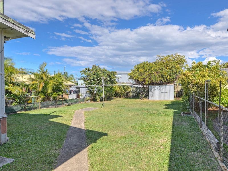 33 Murphy Street, SCARBOROUGH QLD 4020, Scarborough - Thumbnail 3