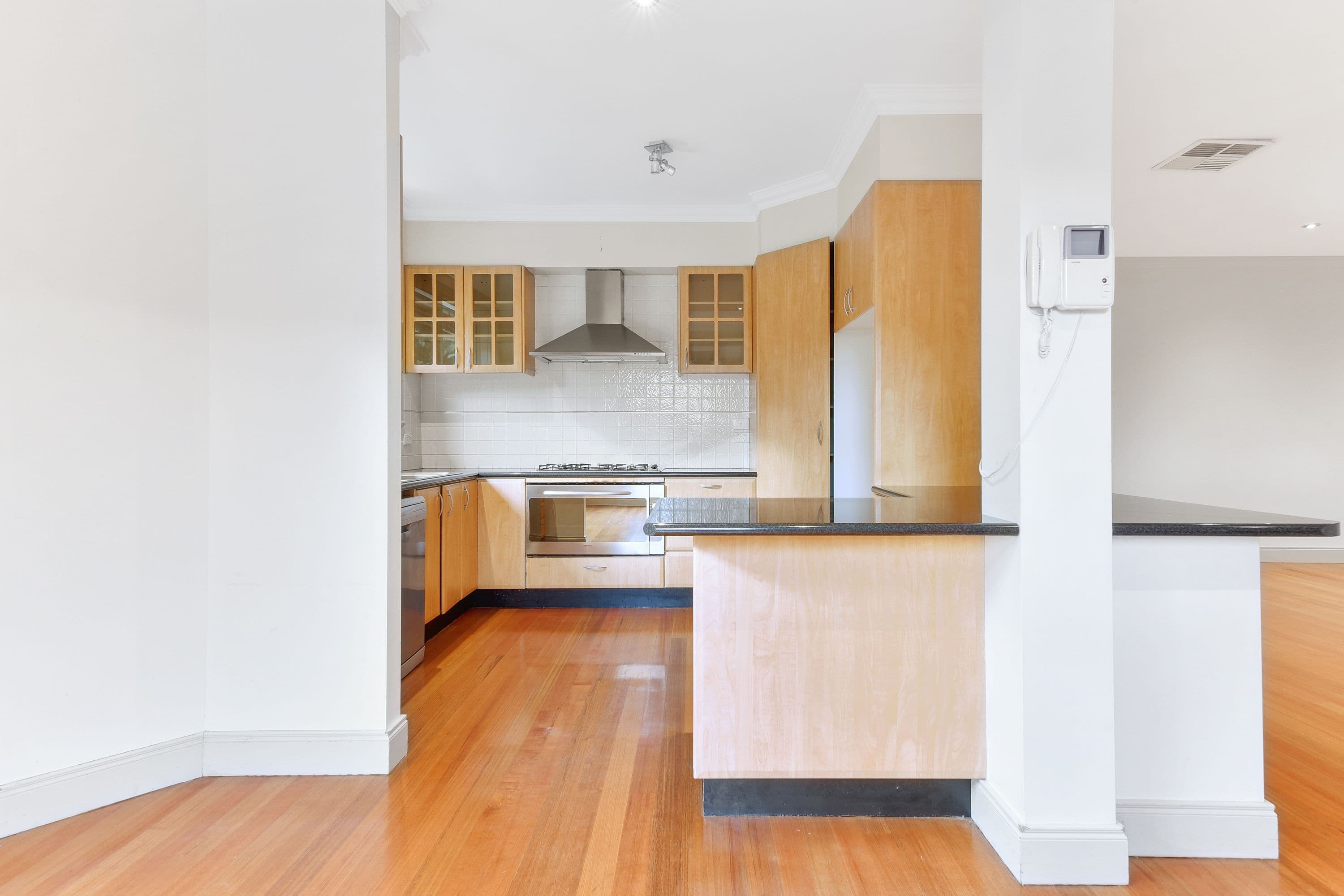 1284 Centre Road, Clayton South VIC 3169, Clayton South - Thumbnail 6