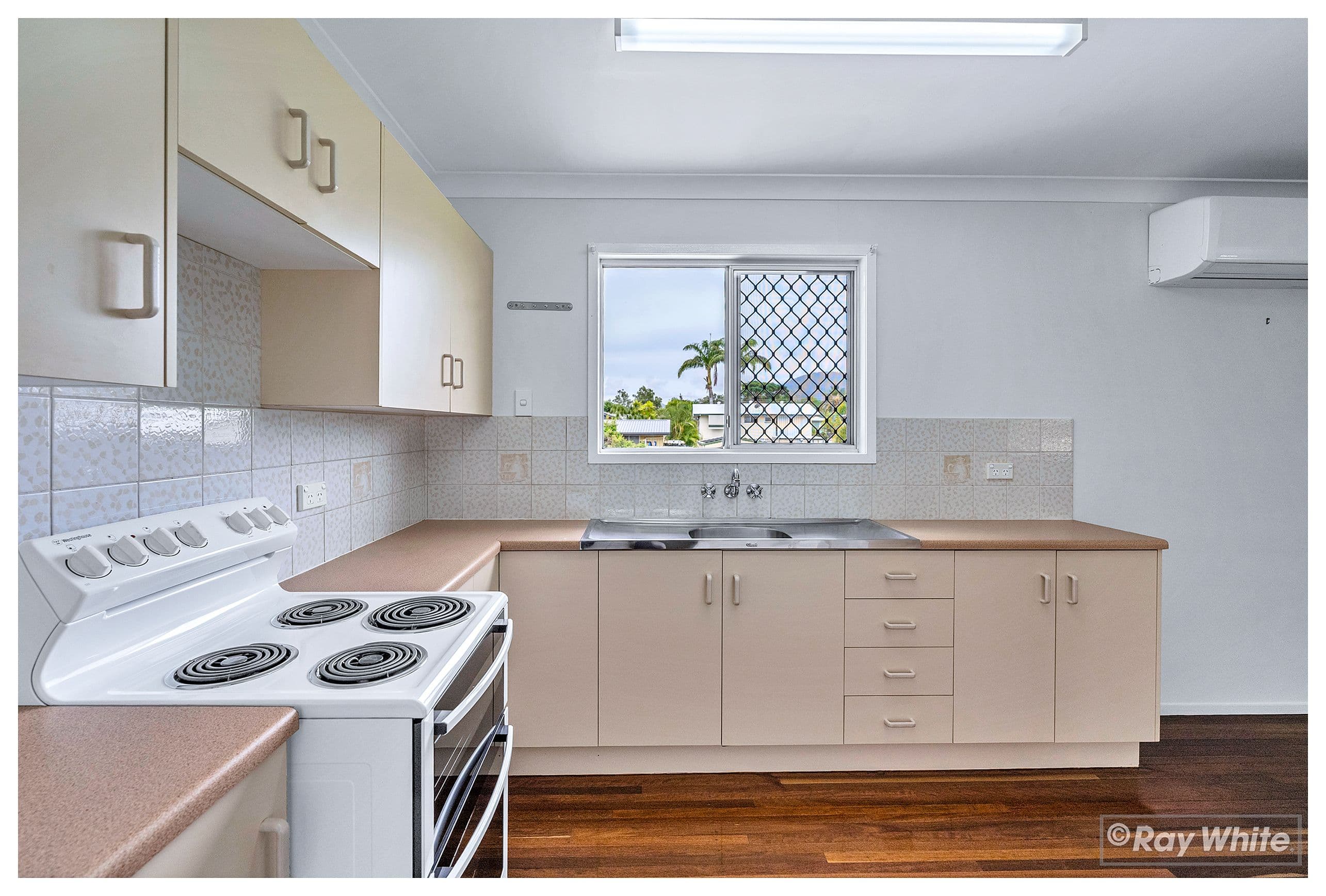 34 Twigg Street, Park Avenue QLD 4701, Park Avenue - Thumbnail 2