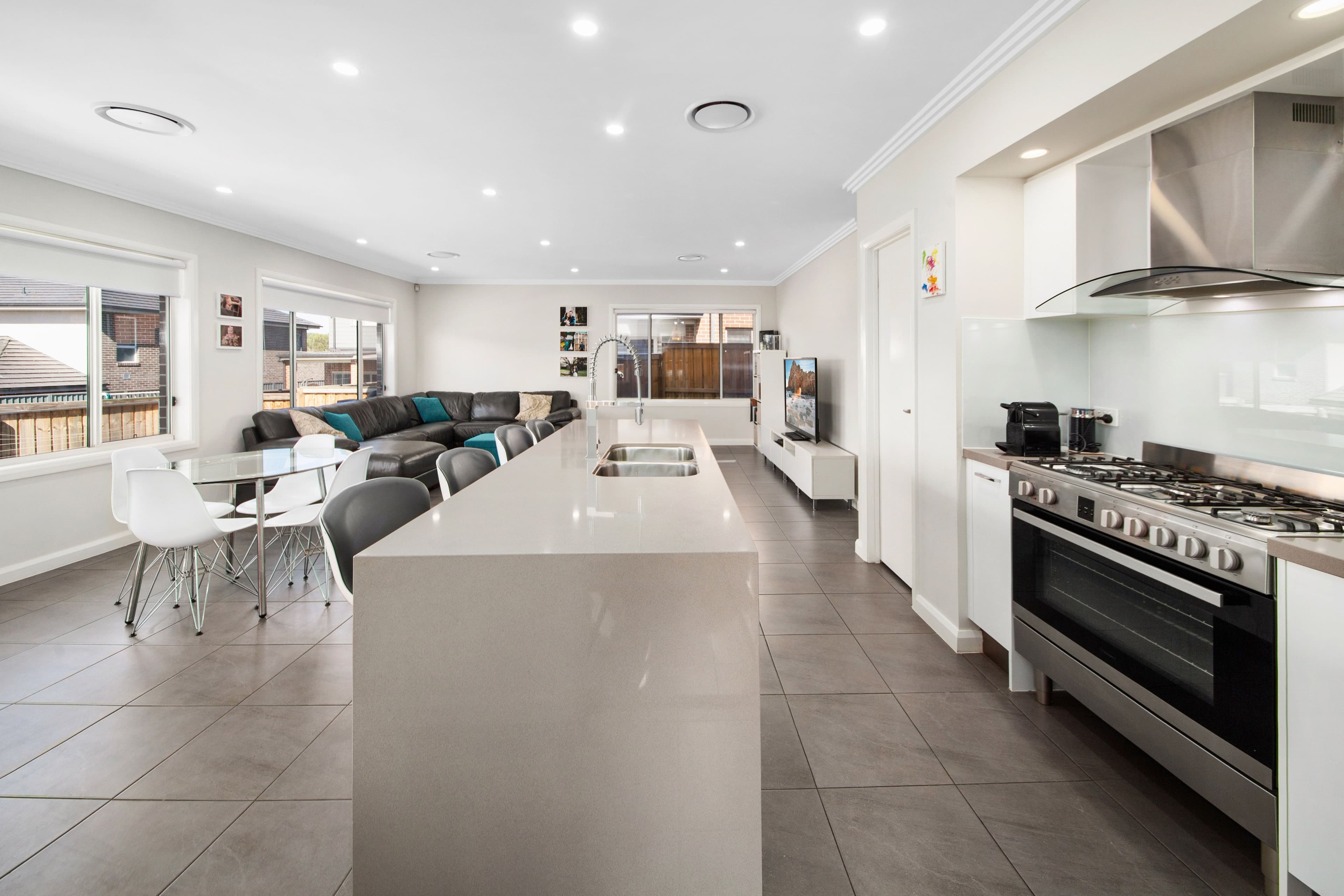 5 Sariwon Street, BARDIA NSW 2565, Bardia - Thumbnail 3