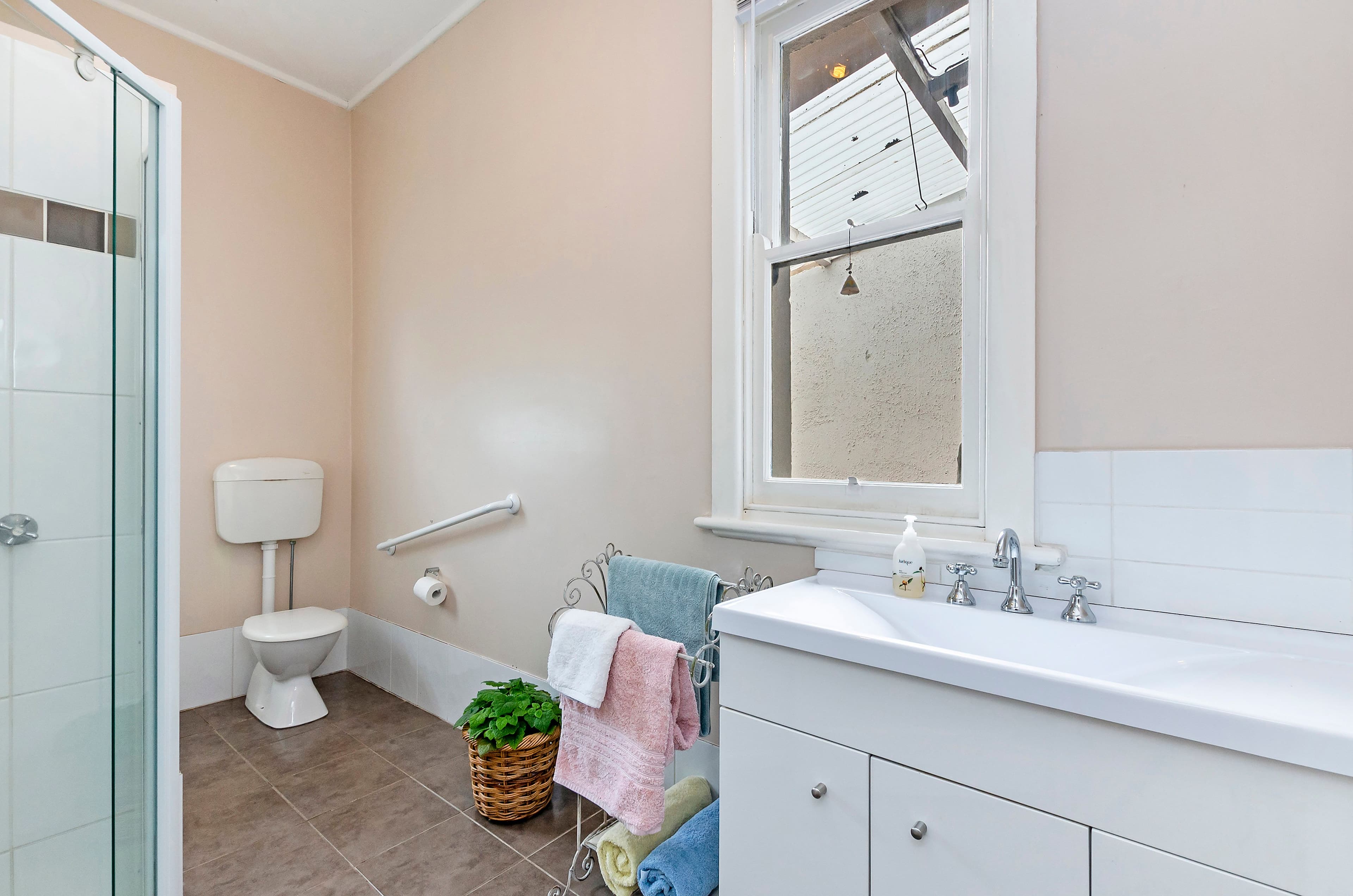 13 Ardlie Street, Warrnambool VIC 3280, Warrnambool - Thumbnail 5