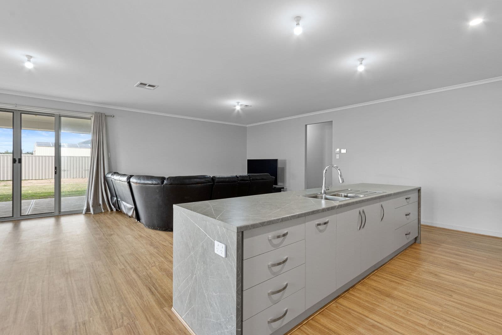 5 Hall Way, Moonta Bay SA 5558, Moonta Bay - Thumbnail 4