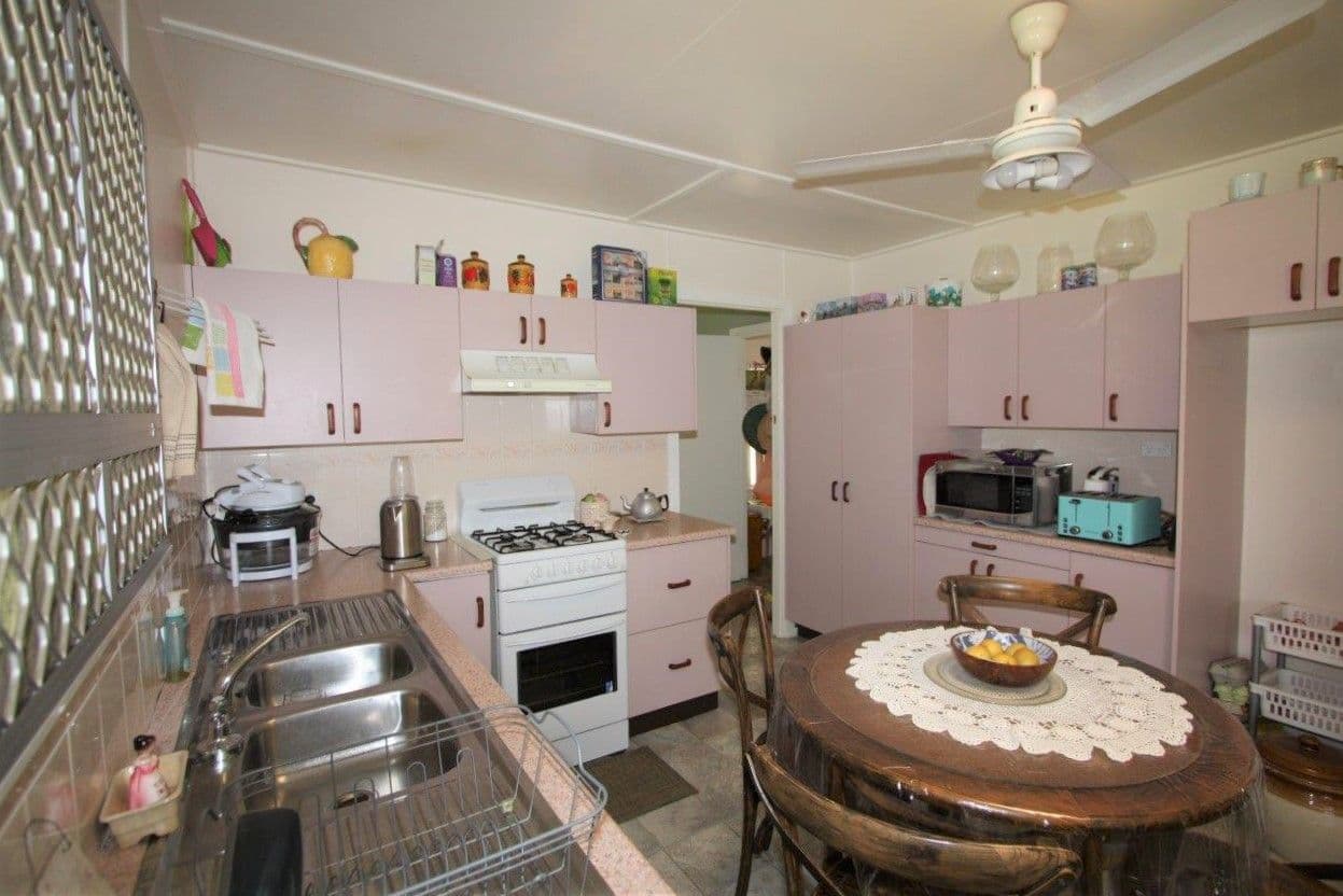 43 Mary Street, CHARTERS TOWERS CITY QLD 4820, Charters Towers City - Thumbnail 4