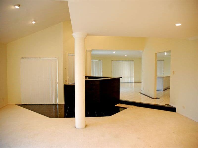 59 Pintail Crescent, BURLEIGH WATERS QLD 4220, Burleigh Waters - Thumbnail 3
