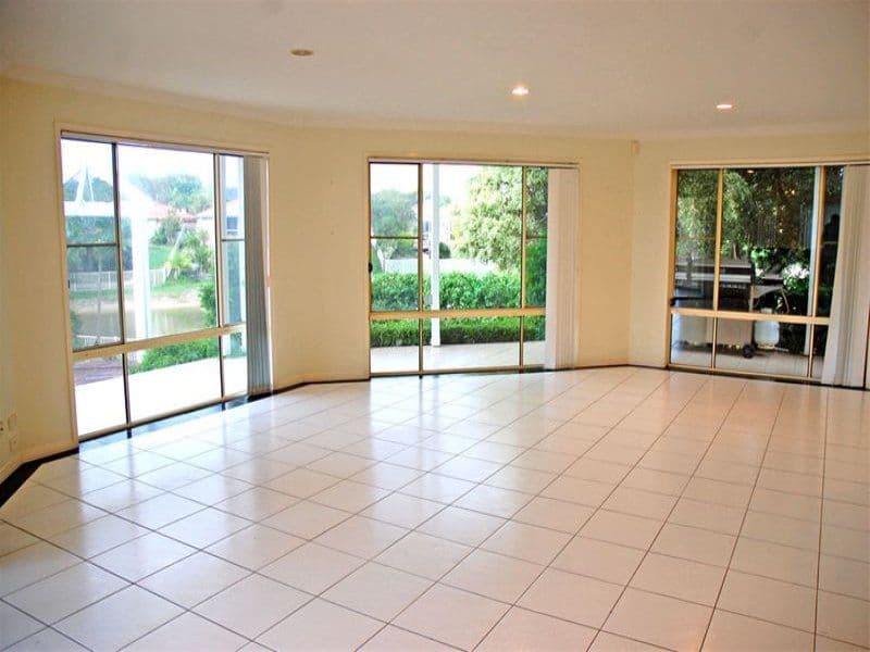 59 Pintail Crescent, BURLEIGH WATERS QLD 4220, Burleigh Waters - Thumbnail 4