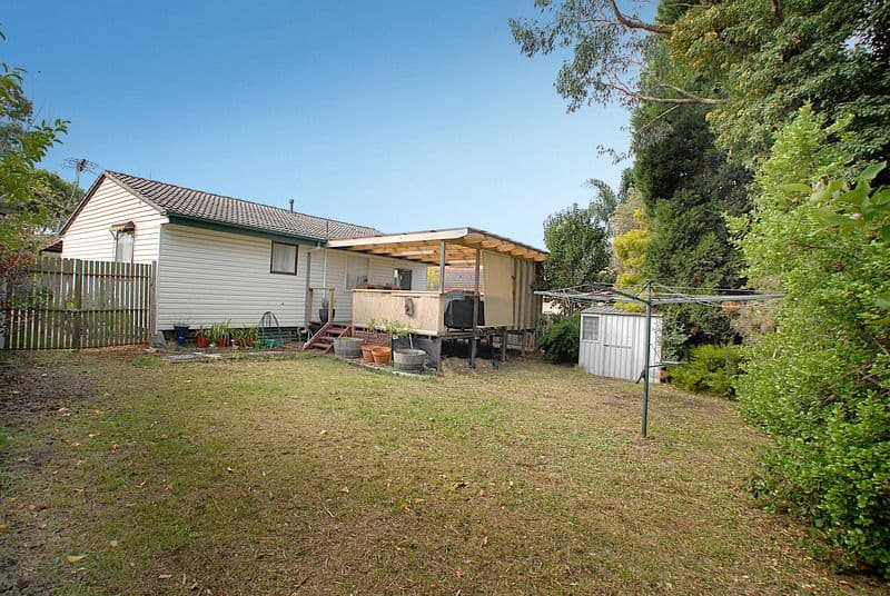 28 Lydford Road, FERNTREE GULLY VIC 3156, Ferntree Gully - Thumbnail 2