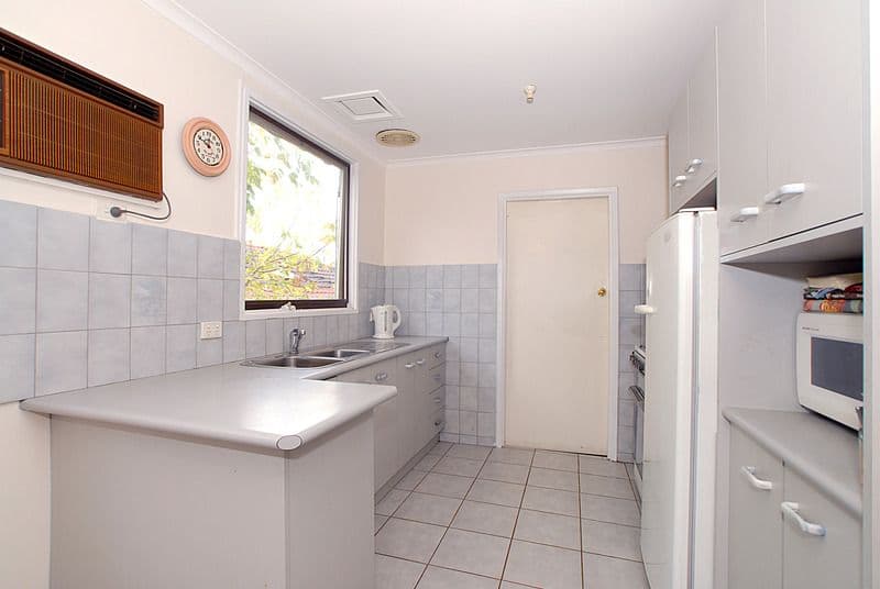 28 Lydford Road, FERNTREE GULLY VIC 3156, Ferntree Gully - Thumbnail 4