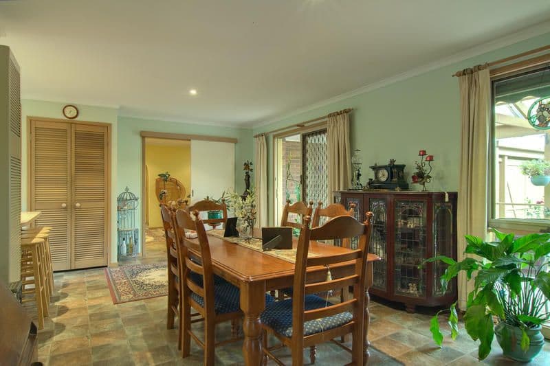 12 Elaine Court, SOMERVILLE VIC 3912, Somerville - Thumbnail 4