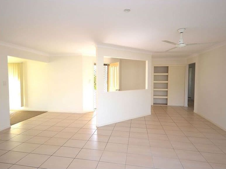 11 MIRIAM Court, Woolmar QLD 4515, Woolmar - Thumbnail 6
